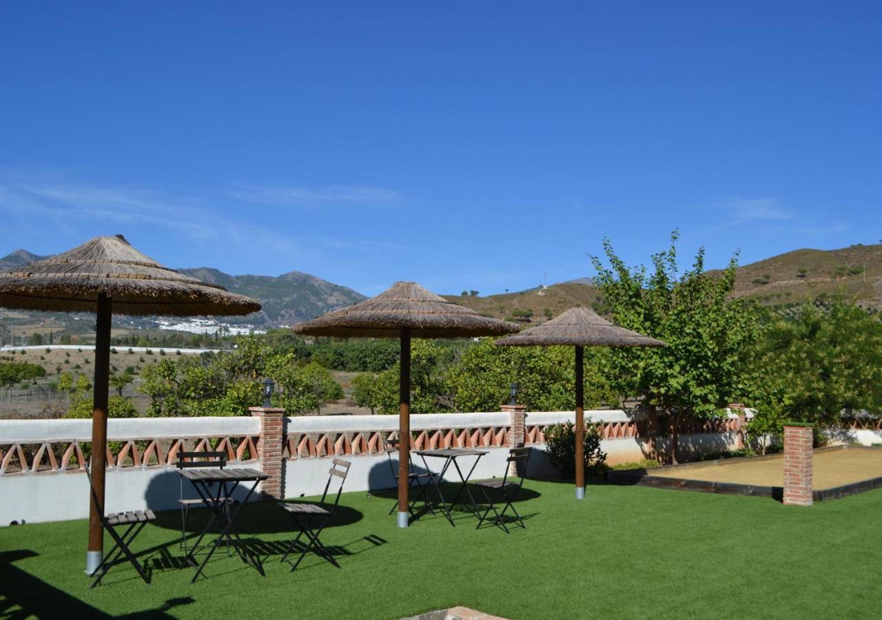 Spacious Villa With Exceptional Views In Malaga Касарабонела Экстерьер фото